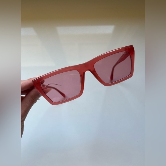 MVMT Pink Sunglasses - Picture 1 of 7